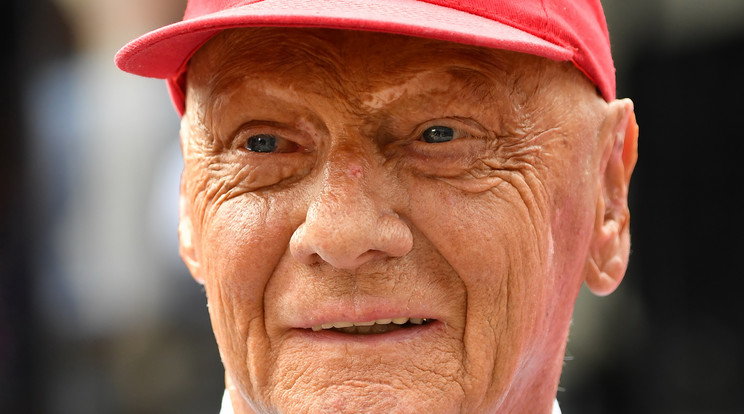 Niki Lauda háromszor lett világbajnok a Forma–1-ben, a sportág ikonikus alakjává vált. 70 éves korában hunyt el/Fotó: Northfoto