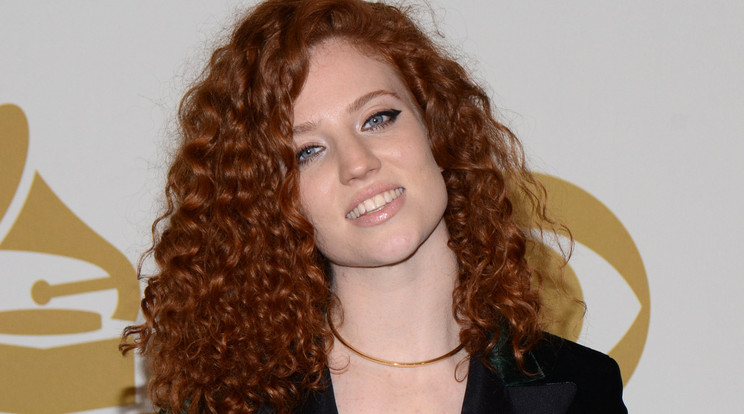 Jess Glynne, a Grammy-díjas angol énekesnő /Fotó: Northfoto