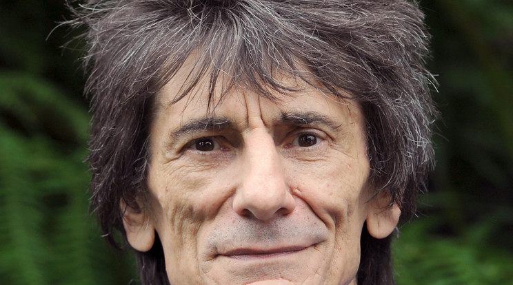 A Rolling Stones legendás gitárosa, Ronnie Wood megúszta a további kezeléseket/Fotó:GettyImages