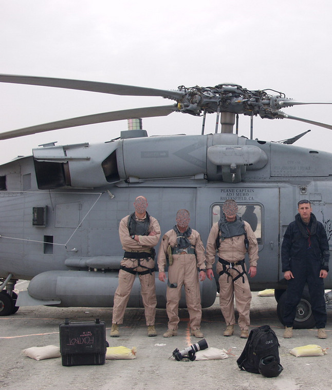 Amerykanie w Iraku, z którymi współpracował GROM. Na zdjęciu żołnierze US Army oraz płk Kruczyński