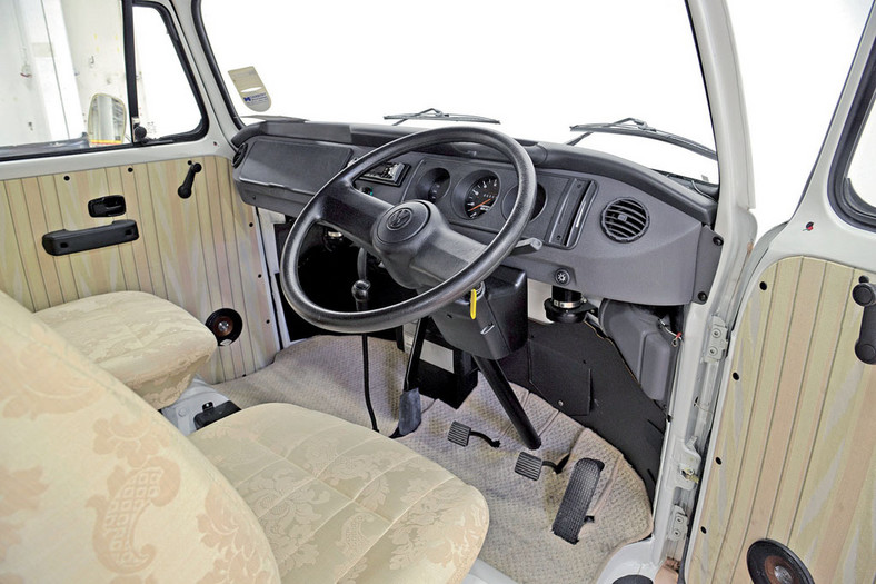 Volkswagen T2c 
brazylijski kamper