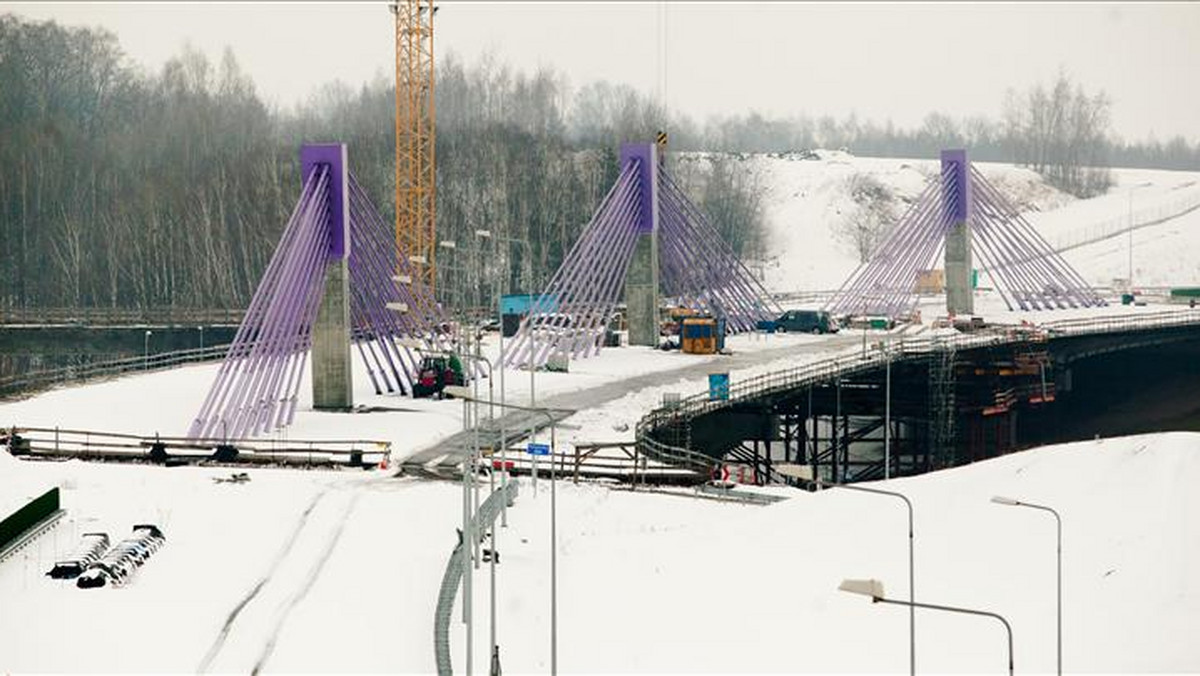 Stoją i nikt z nic nie korzysta. Stadion Śląski, wiadukt na autostradzie A-1 pod Mszaną. Budowle te pochłonęły gigantyczne pieniądze, ale zostały źle zaprojektowane. W efekcie nie mamy stadionu, a na autostradzie objazdy.