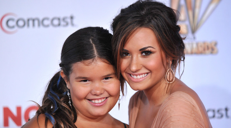 Madison De La Garza és Demi Lovato /Fotó: Northfoto