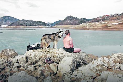 Boris obožava da posećuje jezero