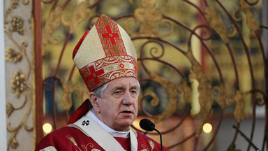 Abp Dzięga: prowokacja i to w roku kanonizacji Jana Pawła II