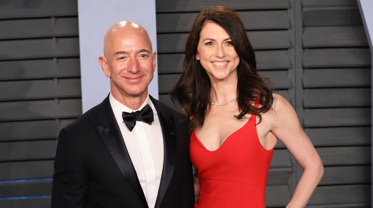 Bezos az exnejét a szeretője miatt hagyta el /Fotó: Getty Images