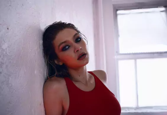 Gigi Hadid pokazuje owłosione pachy i dalej wygląda mega seksownie. Jest też wideo z sesji