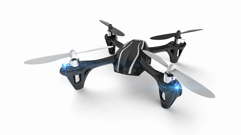 Hubsan X4 to niedrogi dron o niezłych osiągach i z wbudowaną kamerką HD, idealny dla początkujących
