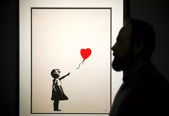 Dzieła Banksy'ego zna cały świat. Kim jest tajemniczy artysta?