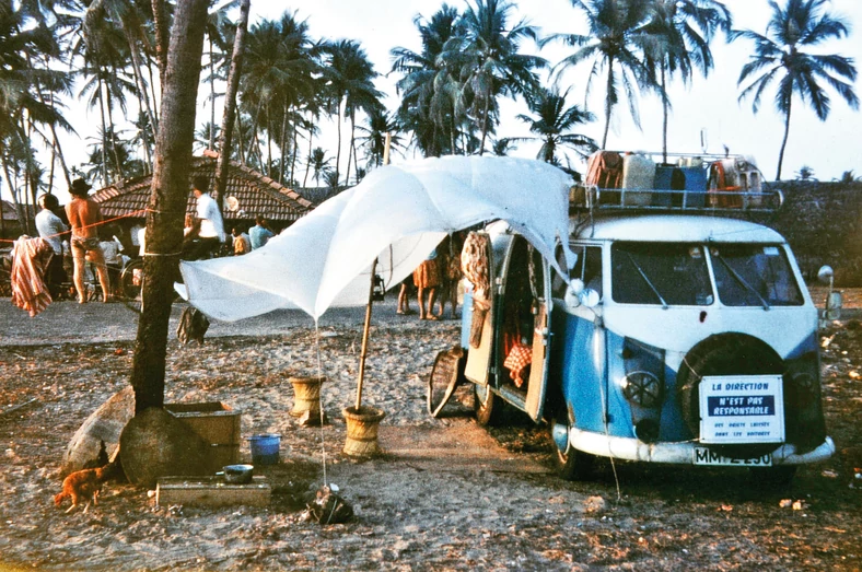 Jürgen Schulz w czasach młodości zakochał się w VW T1 z 1956 r., w którym zaznał 
poczucia absolutnej wolności. Swoim ideałom, jak i „Ogórkowi” pozostał wierny do dziś.