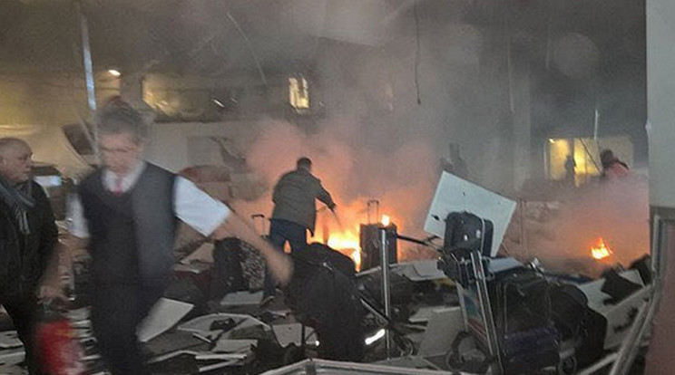 Megkezdődött a Törökországi repülőtéren robbantgatók pere / Fotó: Twitter