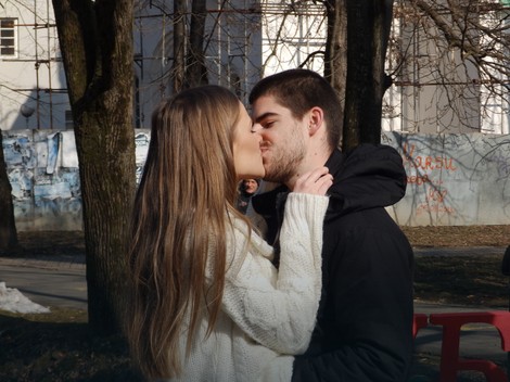"Svaki dan vežbamo poljupce": Marija i Aleksa