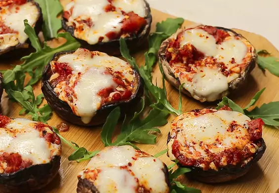 Mini-pizzerki Portobello w formie babeczek