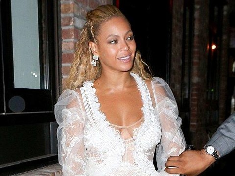 We Reveal The Wedding Dress That Beyonce Wore For Her Vow Renewal