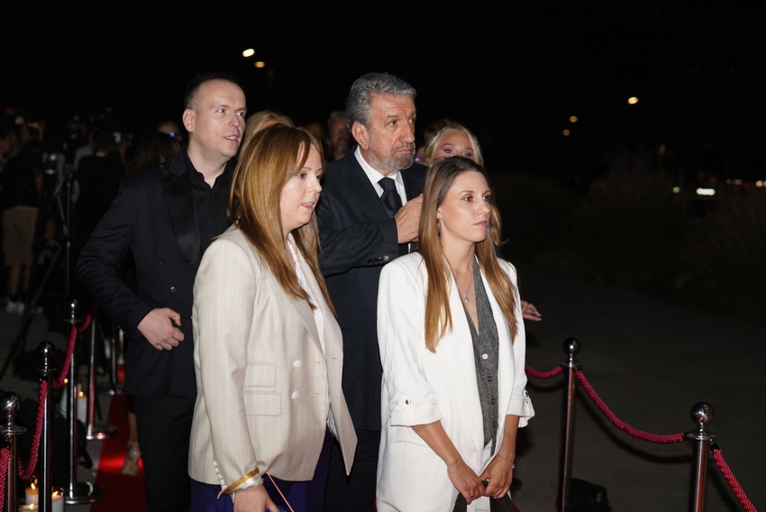 Luka Mičeta, glavni i odgovorni urednik NIN-a, Andrijana Nešić, glavna urednica digitalnog izdanja Novosti