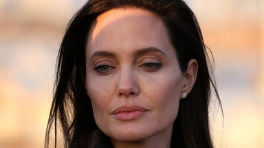 Ekspert: decyzja Jolie o usunięciu jajników jak najbardziej słuszna
