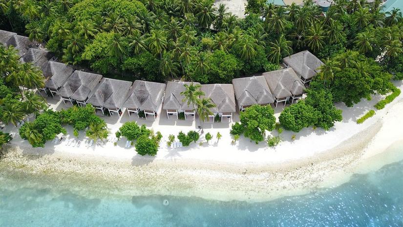 Hotel Fihalhohi Island Resort - domki na plaży