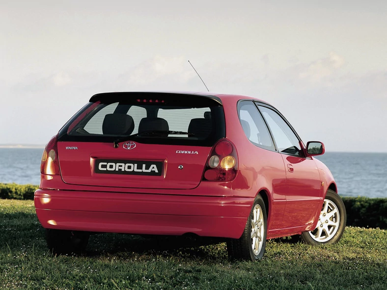 Toyota Corolla E11