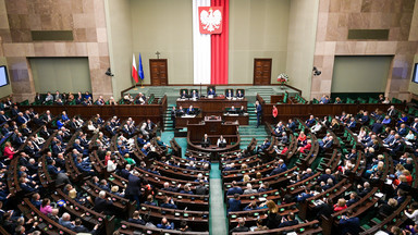 Drugi dzień posiedzenia Sejmu. Przewidziana obecność Andrzeja Dudy