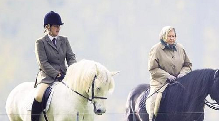Sportos a királynő! II. Erzsébet 89 évesen is lovagol