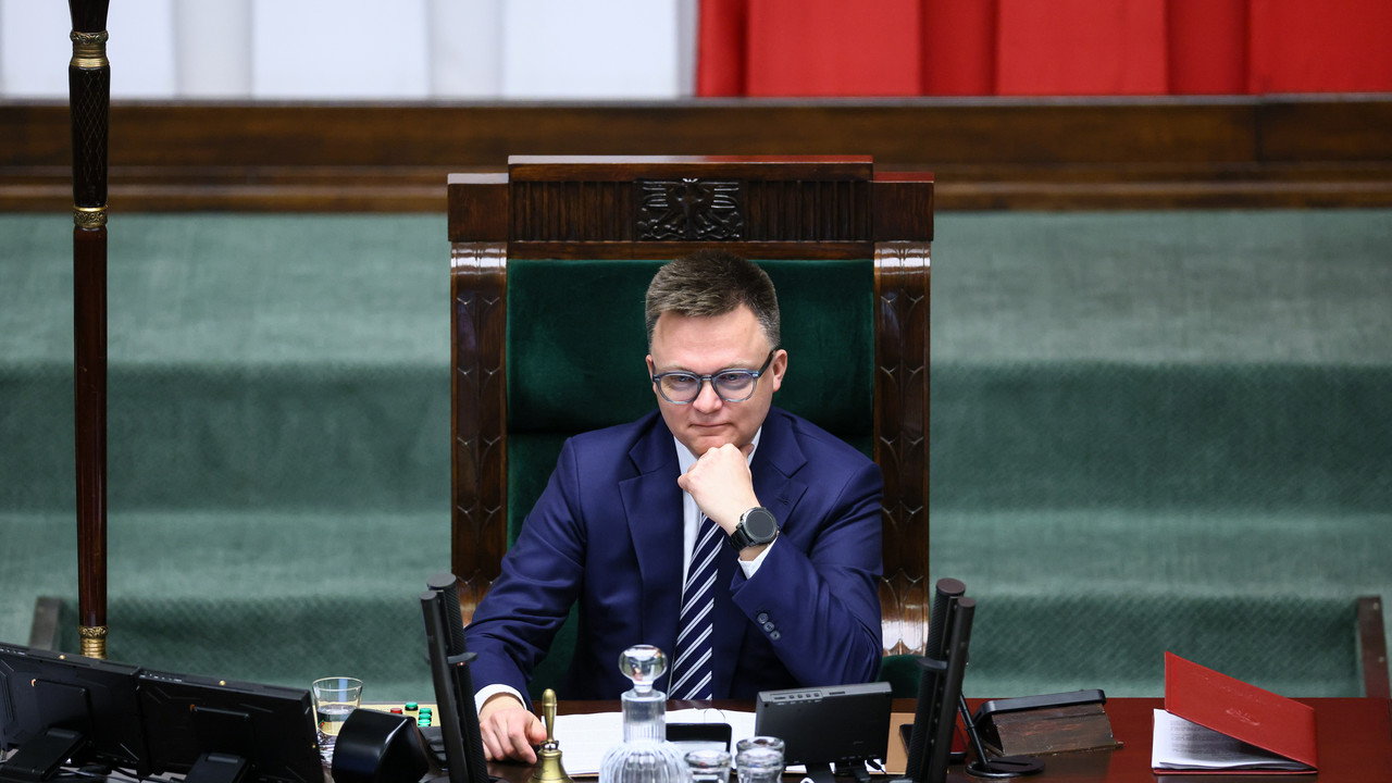 Gorący polityczny piątek. Sejm zagłosuje nad exposé Sikorskiego [RELACJA NA ŻYWO]