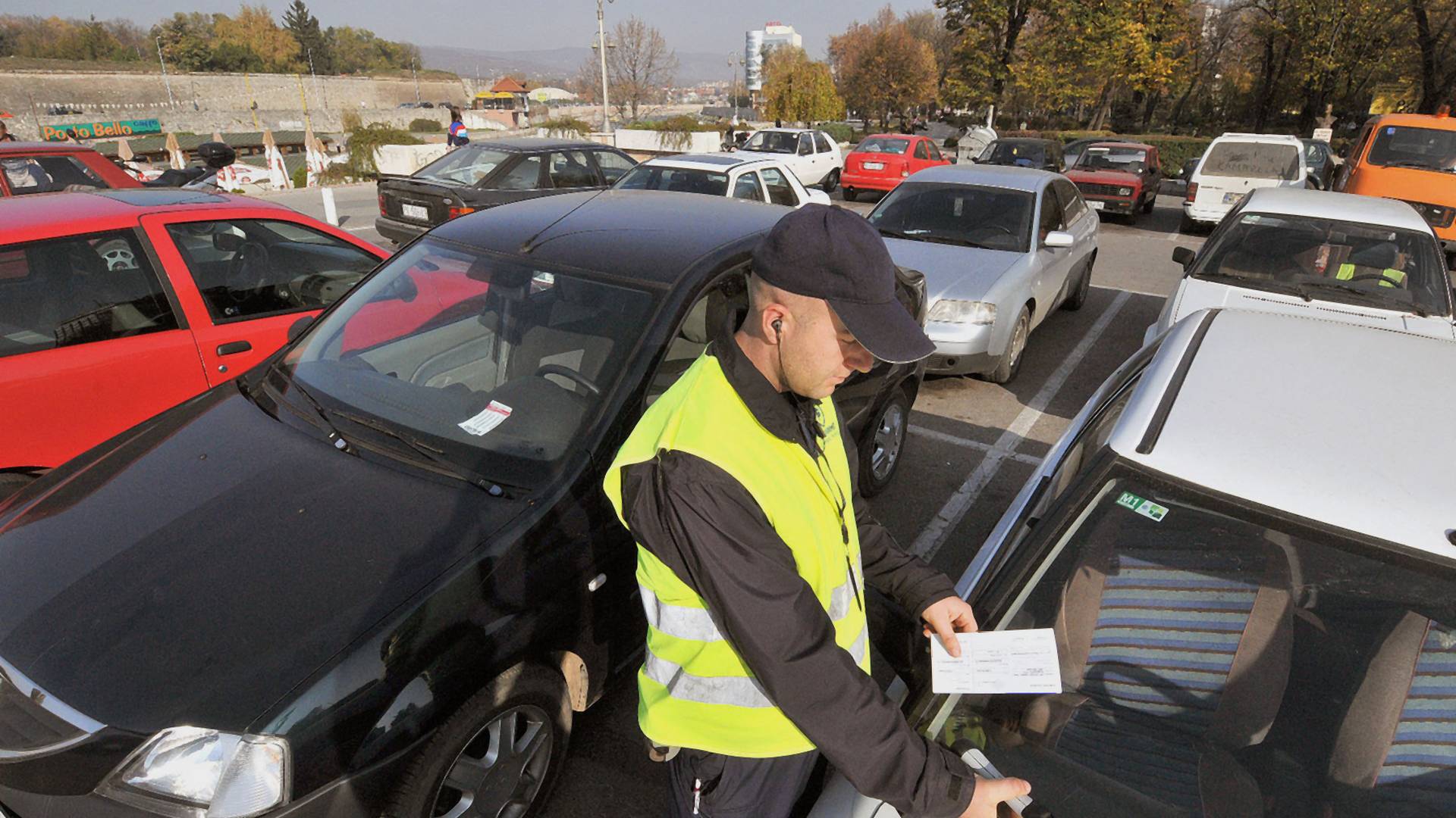 Nikolina je ostavila poruku Parking servisu i dobila sjajan odgovor