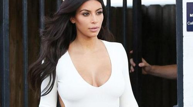Elképesztően szexis Kim Kardashian 