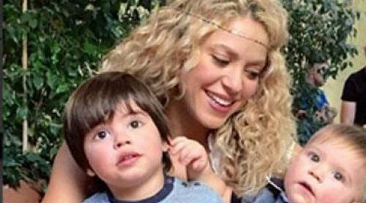 Hogy megnőttek! Imádnivaló fiaival pózol Shakira