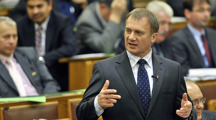 Varju Laszlo akkor MSZP-s politikus volt, most a DK alelnöke / Fotó: MTI BELICZAY LÁSZLÓ