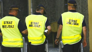 Groził ludziom maczetą w jednym z warszawskich centrów handlowych