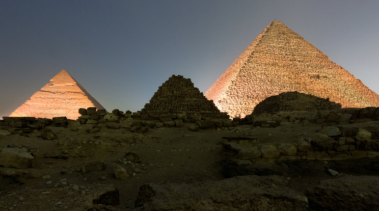 Vajon ki építette ezeket a piramisokat? /Fotó: Northfoto