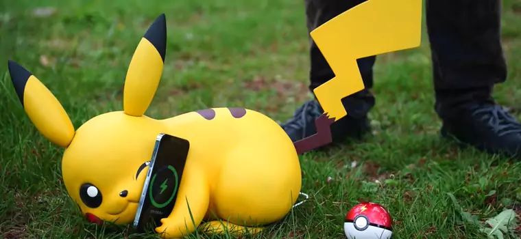 Wyjątkowe zastosowanie Pikachu. Wystarczy przyłożyć telefon do policzka