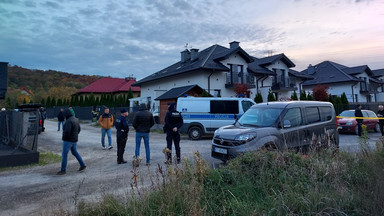 Cztery ciała z podciętymi gardłami w Tarnowie. Nowe fakty w sprawie makabrycznej zbrodni