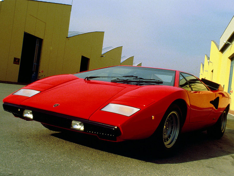 Legendy pod lupą: Lamborghini Countach – król supersportów