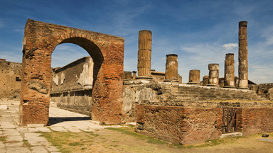 Turyści chcieli dokonać kradzieży w Pompejach
