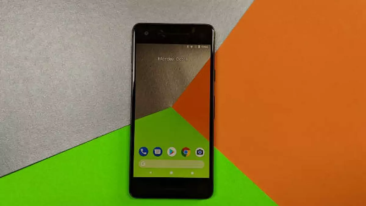 Google Pixel 2 XL ze słabymi kolorami mimo ekranu OLED