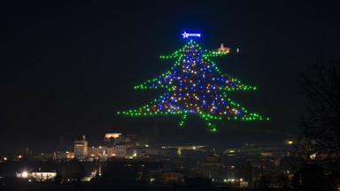 Największe bożonarodzeniowe drzewko świata. Jest w Księdze Rekordów  Guinnessa