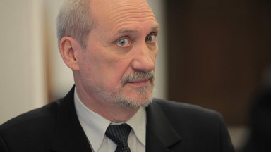 Antoni Macierewicz: 200 oficerów WSI przesunięto do ABW