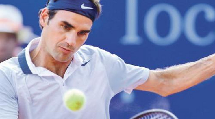 Már Federer is nagyobb ütővel teniszezik