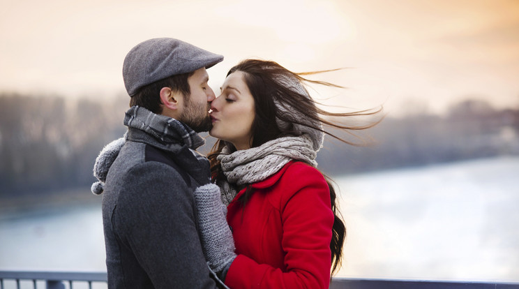 Erre az első csókra sokáig fogunk emlékezni  / Fotó: Europress - Thinkstock