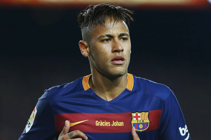 22. Neymar (piłka nożna) - 37,5 mln dol. 