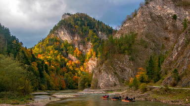 30 proc. mniej turystów na spływie Dunajcem. Flisacy kończą sezon