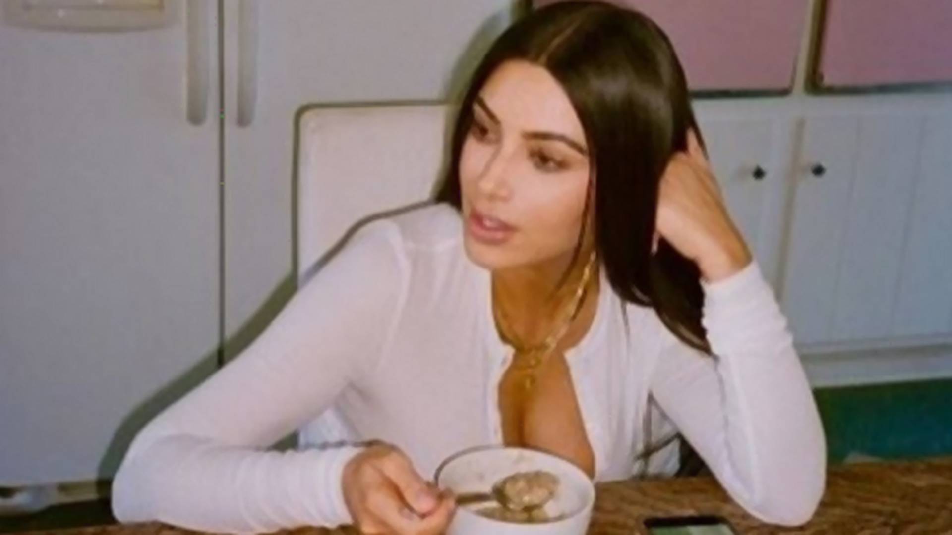 Kim Kardašijan se pohvalila da je bolesna i razbesnela Internet