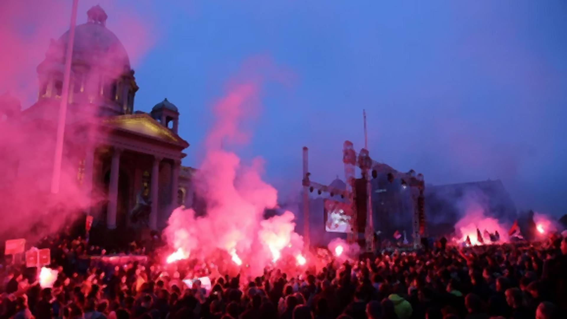 Fotka s protesta na kojoj su svi koje volimo i poštujemo