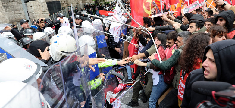 Masowe demonstracje w Stambule. Ponad 200 zatrzymanych