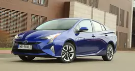 Toyota Prius IV (2015&nbsp-&nbsp)