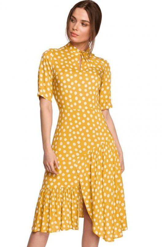 Sukienki - SukienkiShop Sukienka z falbankami asymetryczna midi w duże grochy żółta wiskoza - SukienkiShop - grafika 1