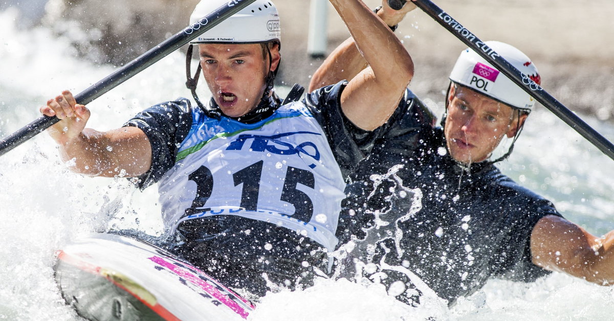 M W Kajakarstwie G Rskim Pochwa A I Szczepa Ski Blisko Podium