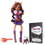 Clawdeen Wolf : >