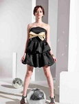 http://allegro.pl/0g4-3205-modna-sukienka-new-bombka-kobiecy-fason-i1730184246.html - ta czarna xd .